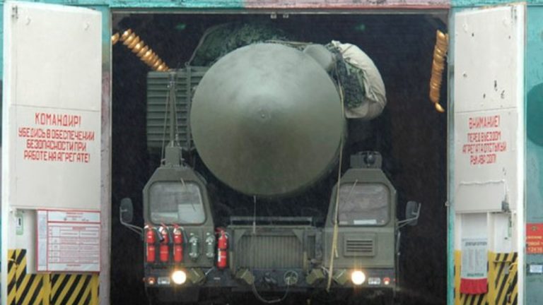 Životy Evropanů visí na vlásku: Putin udělal objednávku na ničivé jaderné rakety 1 sarmat balisticka raketa