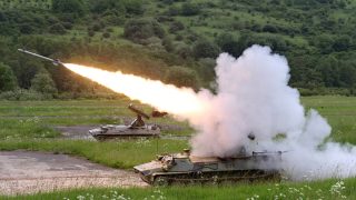 Co by se stalo, kdyby rakety dopadly na české území: NATO by hned nereagovalo, tuzemská obrana proti útoku je navíc žalostná