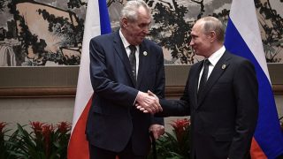 Putinův protiútok: Rusko uvaluje sankce. Na seznamu jsou i velké české firmy