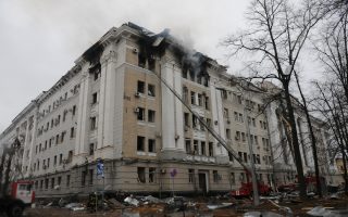 Při útoku na hotel v Doněcku byl zraněn vlivný ruský činitel Rogozin