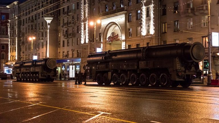 Už brzy přijdou velké věci: NATO odtajnilo, co plánuje Putin v příštím roce 1 jaderna zbran moskva