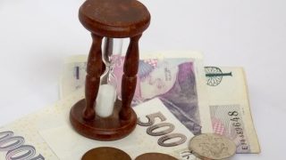 Stát definitivně lidem řekl, kdy a jak ušetřit na energiích. Ohlídat si čas na hodinkách je nejpodstatnější