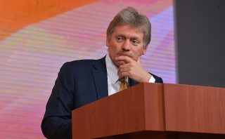 Kreml ostře reaguje na západní vyzbrojování Ukrajiny: Prodloužíte tím jenom utrpení Ukrajinců