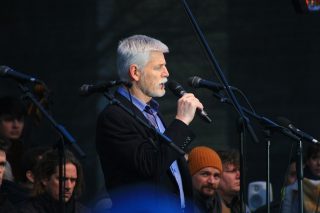 Prezidentskými volbami žije i dezinformační scéna. Terčem je hlavně Pavel