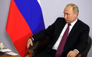 Spojenci Ruska si sedli a otevřeně promluvili o válce. Jejich rozhovor Putina zaskočil