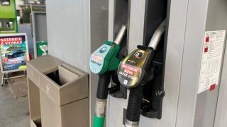 Benzín a nafta na příděl: Maximálně pár litrů paliva na pár dní, situace je zlá, lidi si s tím musí vystačit