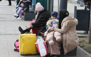 Na ukrajinské uprchlíky dopadnou změny ve vyplácení dávek. Pravidla budou přísnější
