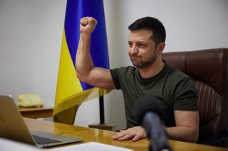 Zelenskyj ve vánočním poselství posílil v Ukrajincích naději na vítězství