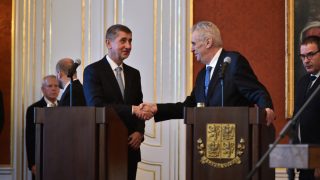 Chystá Miloš Zeman amnestii stejně jako kdysi Klaus? Pár trestně stíhaných kamarádů by se určitě našlo