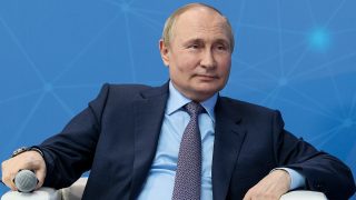 Putinovo Rusko vstupuje do válečného režimu ekonomiky