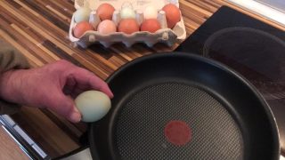 Zákaz vybraných pánví na vaření? EU má nápad, který se lidem ani za mák nelíbí
