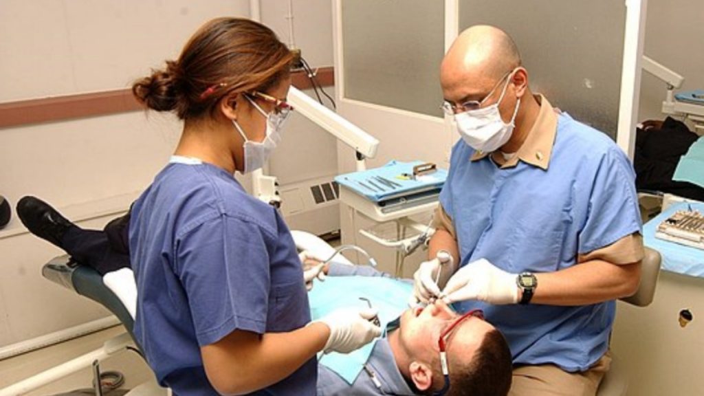 zubar ordinace smucler