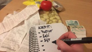 Cestování do sousedních zemí za levnými potravinami se pomalu stává minulostí