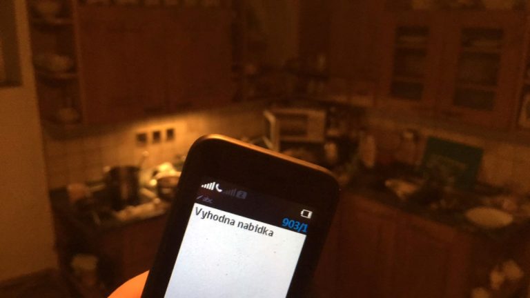 Přišla vám tahle SMS zpráva? Jediné přečtení a máte vyluxovaný bankovní účet, je to vážné 1 telefon nabidka tarif