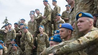 EU rozhodla: Členské státy budou muset poskytnout tisícům Ukrajinců vojenský výcvik