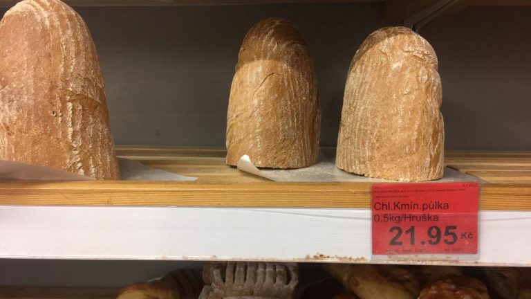 chleba ctvrtka pulka