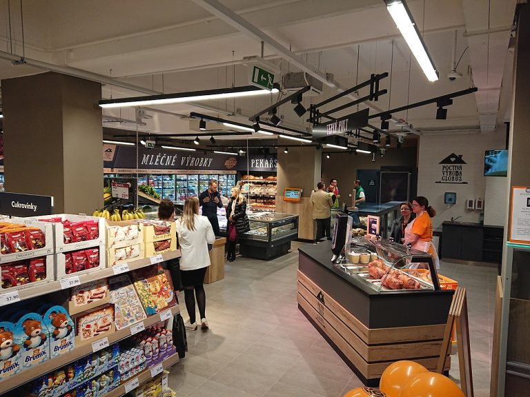 Koupili jste si v obchodě jednu z těchto 7 potravin? Zjistilo se o nich něco strašného. Hrozí vám velké nebezpečí 1 supermarket