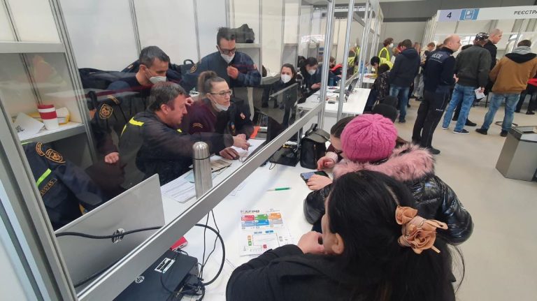 Ukrajinci v Česku: Práci našla jen pětina z nich 1 ukrajinsti uprchlici v krizovem centru pomoci