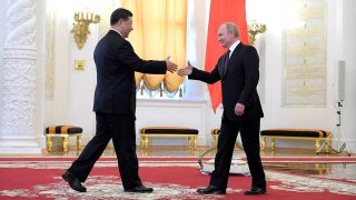 Hovor se Zelenským zřejmě nic neznamená. Čína si opět notuje s Putinovým Ruskem