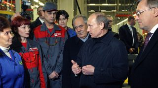 Sankce se na Rusku podepisují: Putinova ekonomika je v troskách. Zisky tamních firem se nadále propadají