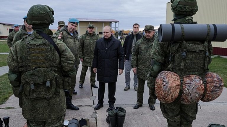 Žádný Rus se už válce nevyhne. Putin se o to postaral svým posledním krokem 1 putin vojaci nabor