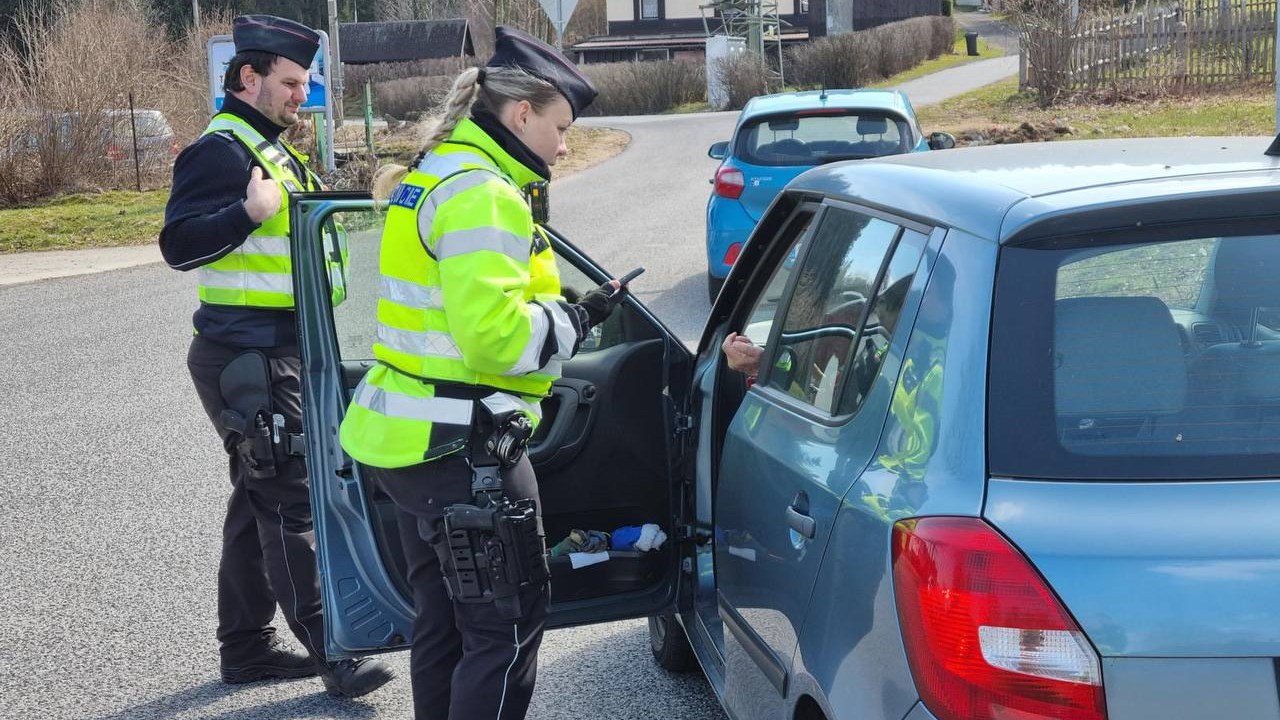 Kvíz: Kolik stojí tyto řidičské přestupky? 7 z 10 lidí tipuje částky úplně špatně