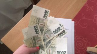 Děláte tuhle práci? Máte od zaměstnavatele nárok na 100 000 Kč každý měsíc