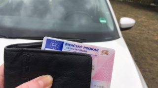 Řidičák už nebude nutné mít u sebe. Blíží se zavedení eDokladů