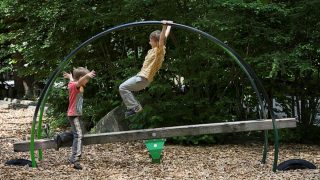 Stát od příštího roku přidá peníze všem rodičům 2 a více nově narozených dětí. Půjde o 175 000 Kč