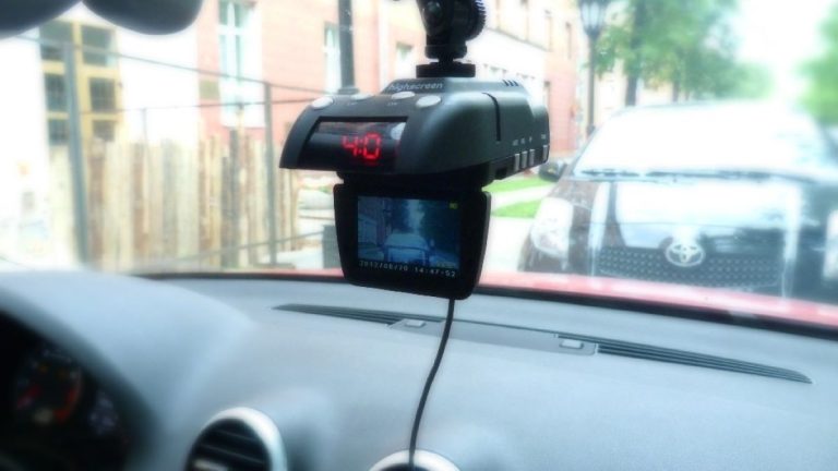 auto kamera nahravani video palubni