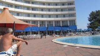 Hoteliéři nad chováním Čechů na dovolené jen nevěřícně kroutí hlavou. Tohle jsme tu ještě neviděli, říkají