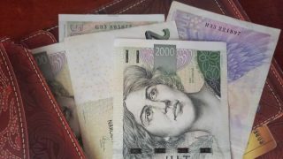 V únoru 2024 přijdou Češi o tisíce korun. Odevzdají je totiž povinně státu. Vztahuje se nová povinnost i na vás?