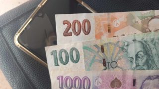 Češi přišli na zaručený fígl, jak přestat platit mobilním operátorům přemrštěné částky: Šetří velké peníze a mají neomezená data a volání