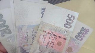 700 000 Čechů bude státu platit za to, že pobírají důchod