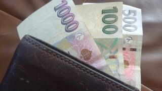 Stát: Tito lidé dostanou v práci v roce 2024 přidáno. Týká se to i vás?