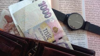 Stovky tisíc lidí musí státu do 2. května poslat důležitý dokument. Kdo to neudělá, schytá od úřadů pokutu 300 000 korun