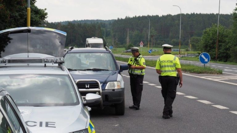 Nová dopravní značka 2024: Kdo její význam nebude znát, ten bude mít co do činění s policií 1 pokuta policie auto ridic silnice