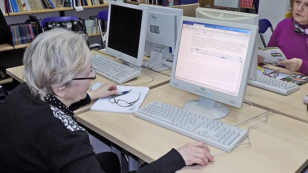 prace zamestnani senior duchodce