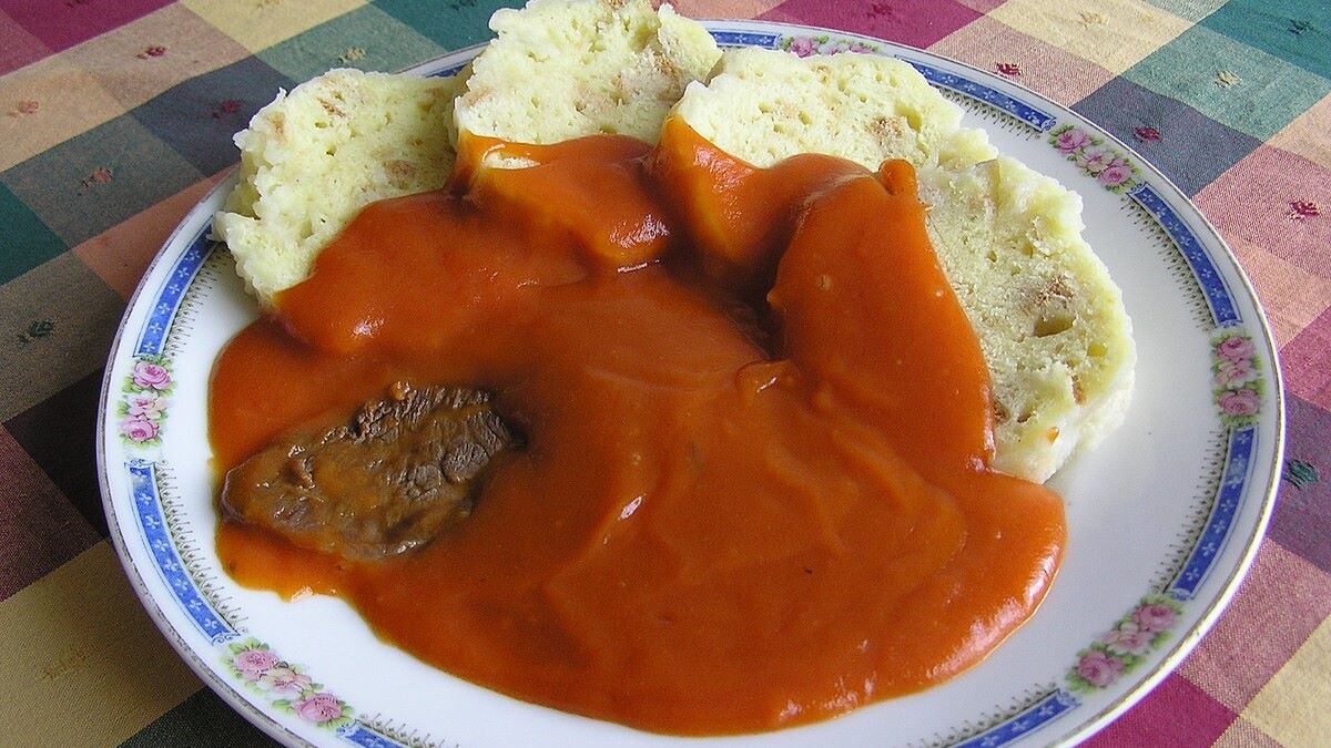 Oběd každý den zadarmo? Stát nabízí jedinečnou příležitost, jak získat 1 jídlo denně gratis. Je to jednoduché