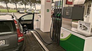 Nákupy v Polsku se Čechům stále vyplatí. Na pohonných hmotách tam ušetří stovky korun
