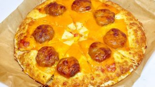 V Česku se prodává pizza za 10 000 Kč: Co na to říct, snad jen dobře už bylo