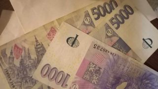 Pokuta za zvednutí se ze židle: Nejde o žádný vtip. Pokud v létě 2025 letíte na dovolenou, musíte si dát pozor