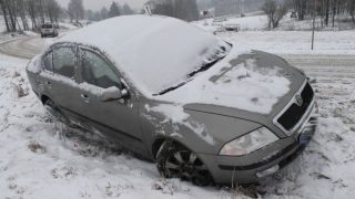 Letošní zima se protáhne. Meteorologové už mají jasno, sněžit prý bude i v březnu