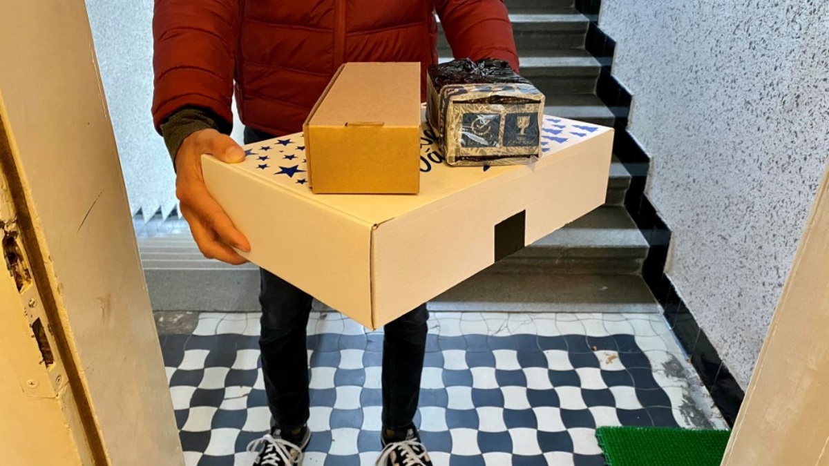 Objednali jste si zboží na internetu? Pozor na tento trik podvodníků, může vás připravit o veškeré peníze