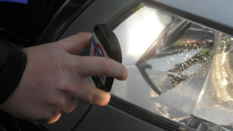 svetla kontrola auto