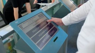 Velký český zaměstnavatel jde masivně propouštět. Dotkne se to spousty lidí. I vás?