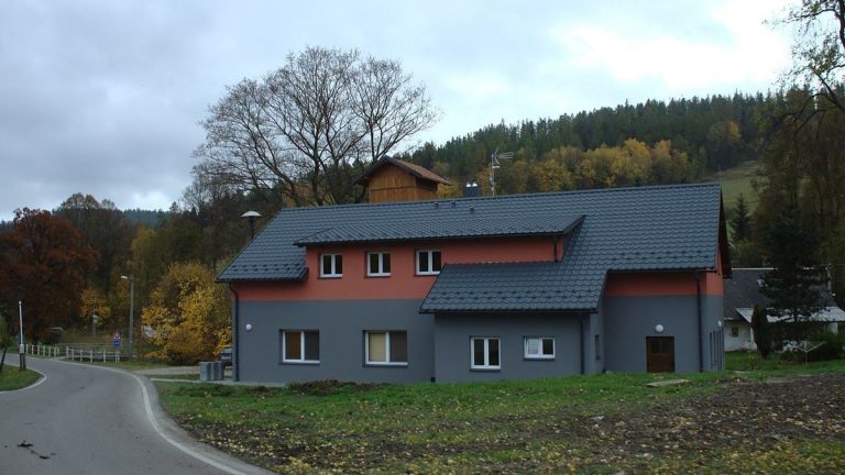 Stát rozdá Čechům peníze na to, aby si postavili dům. Nárok má každý, kdo splní jednoduché podmínky 1 dum stavba