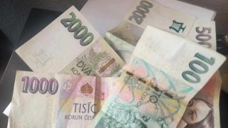 Připravte si peněženky: Domácnosti v Česku si připlatí, některé budou muset platit až 9 tisíc korun navíc
