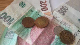 Nový poplatek pro důchodce. Úřady budou nekompromisní, zaplatit se prostě musí