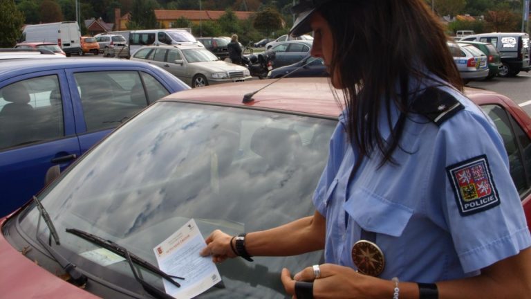 policie pokuta auto sterace